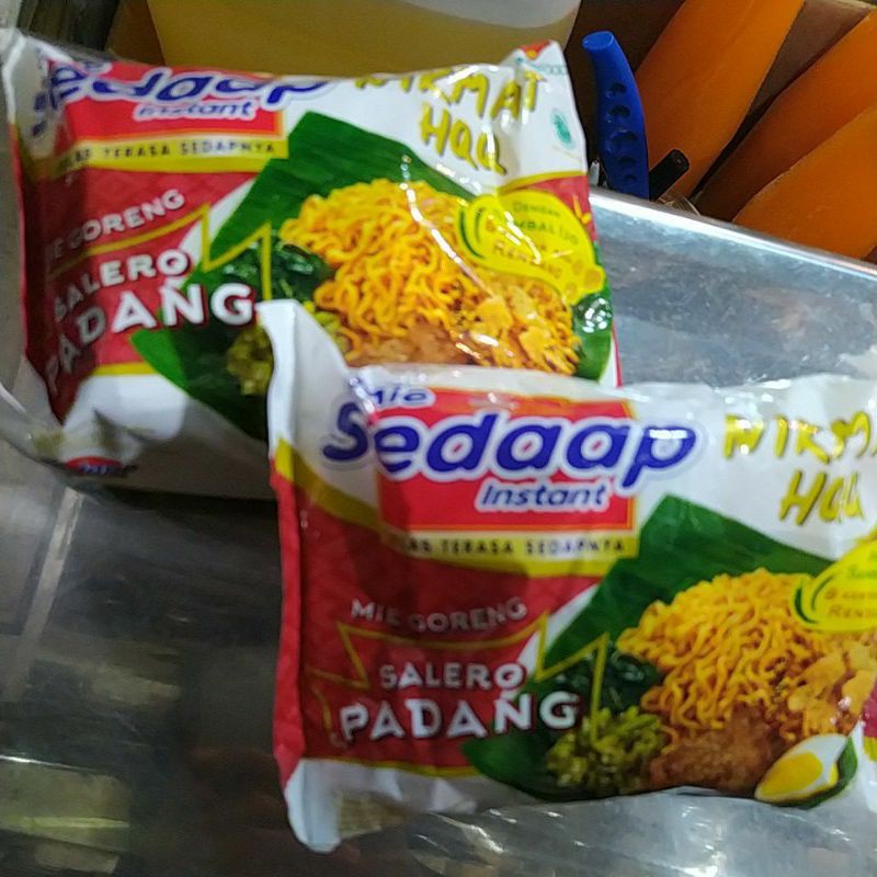 

MIE SEDAAP SALERO PADANG