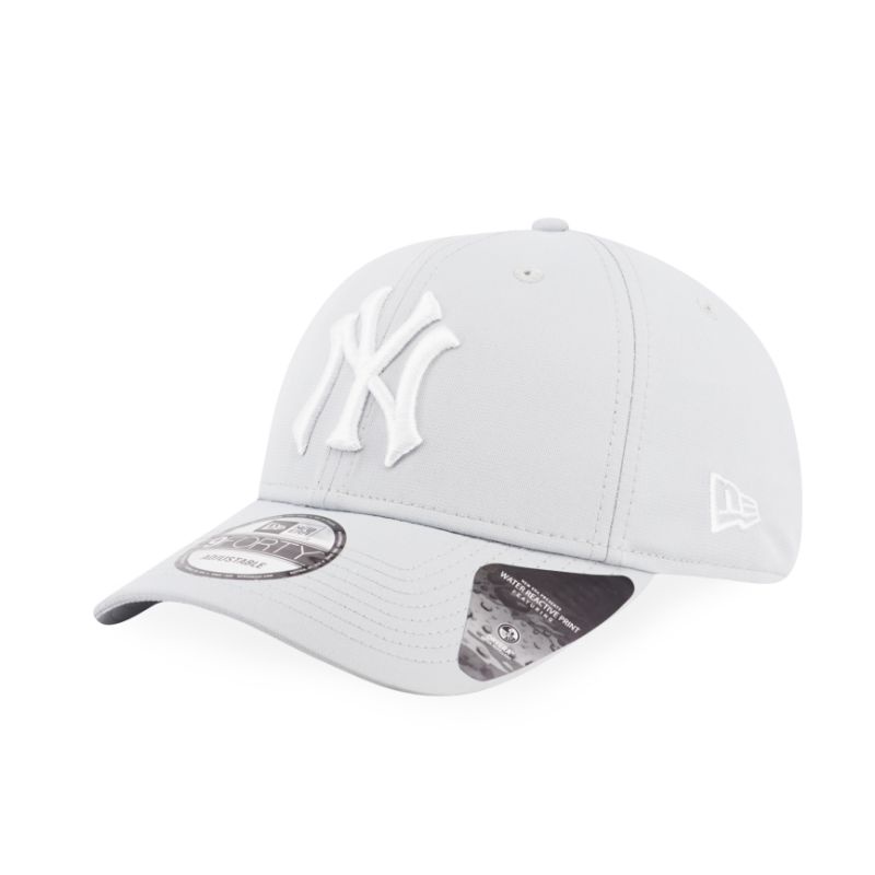 Topi New Era Cap New York Yankees Water Reactive 9Forty Adjustable Original