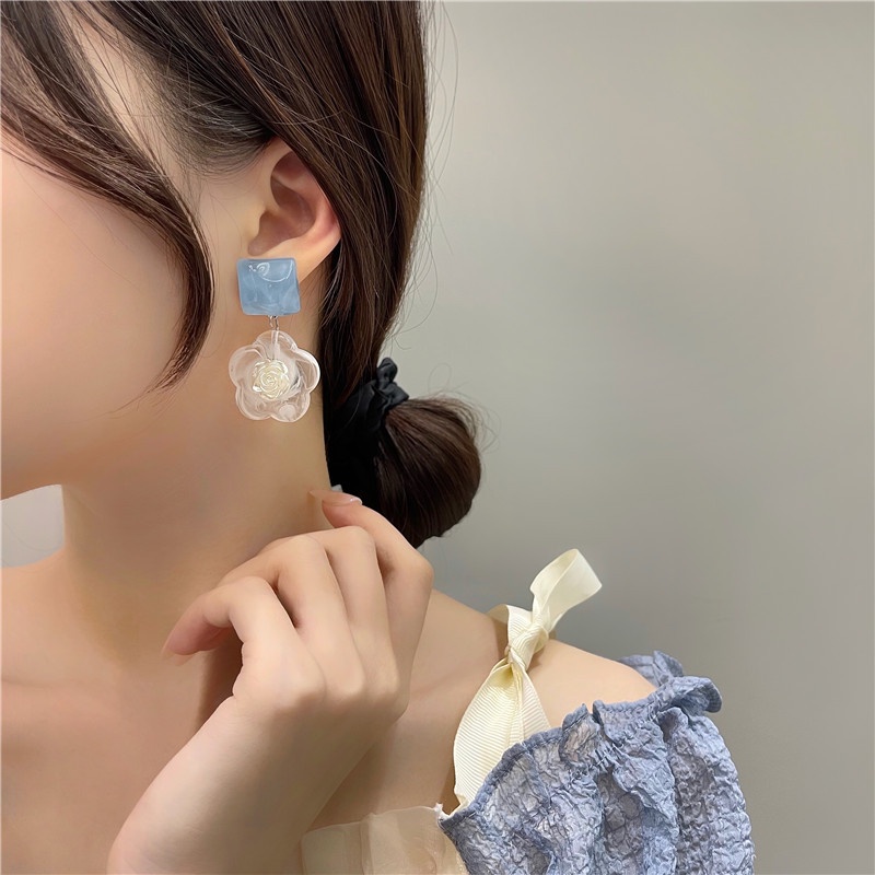 Anting S925 Silver Needle Bentuk Bunga Biru Gaya Korea Untuk Wanita