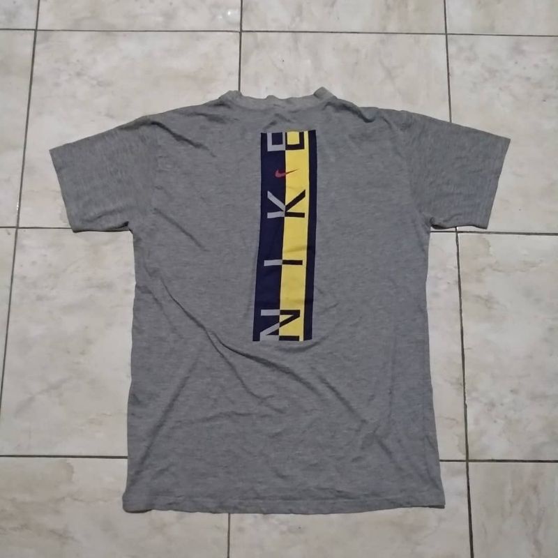 kaos nike vintage 90s