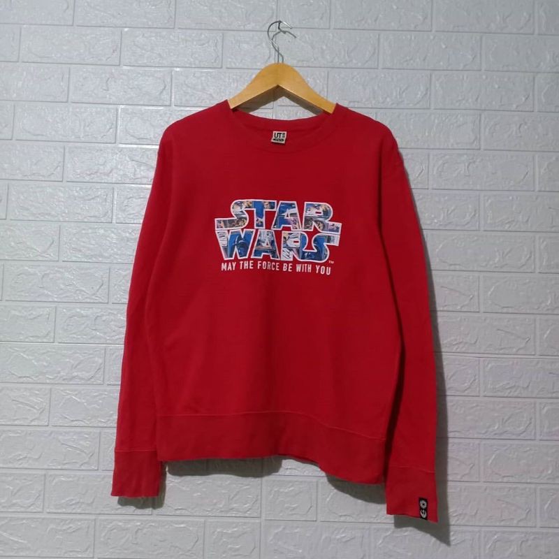 Uniqlo X Starwars Crewneck