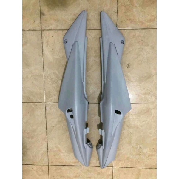 body belakang RR OLD SE cover body belakang RR SE Fiber