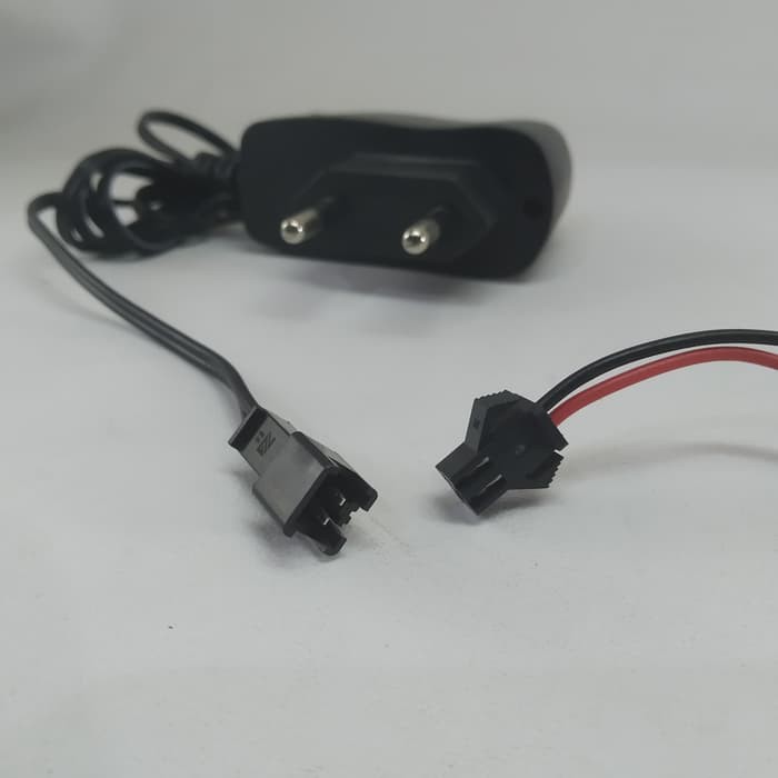 Adaptor Charger Baterai Batre mobil RC Remote Control soket kecil hitam dramashop