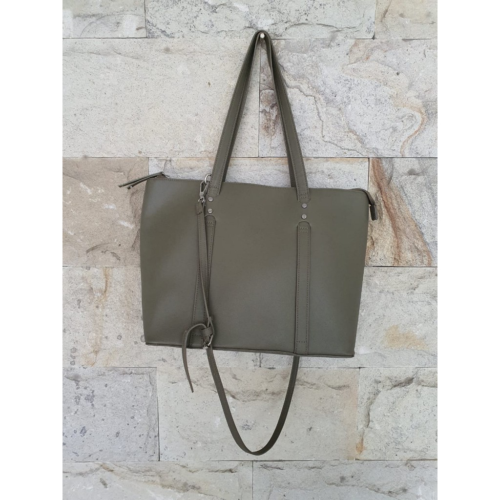 TAS TOTE WANITA HIJAU MERK BERSHKA/TAS BRANDED ORIGINAL MURAH/TAS KERJA BERSHKA WANITA SECOND