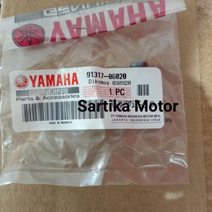 Baut Original Bolt ( Baut Stang ) R15 Vva