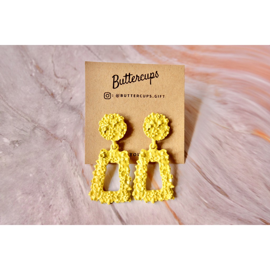 Anting wanita panjang ala korea hits casual warna merah kuning hitam korean earrings ready