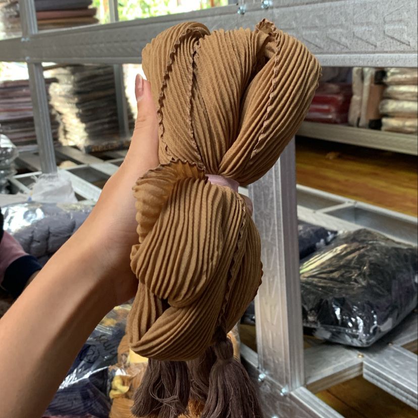 Jilbab Plisket Segiempat Bella Plisket Pleated Jambul Segiempat Plisket Jambul-sandbrown