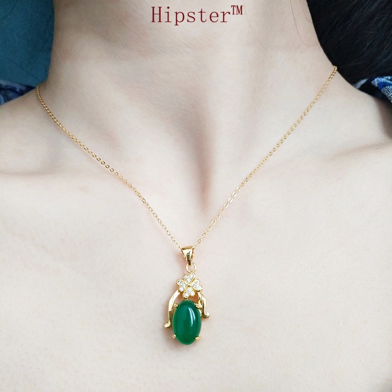 New Hot Selling Trend Full Diamond Green Jade Stone Pendant Elegant Necklace
