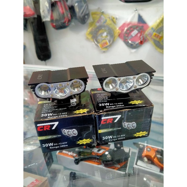 Lampu Tembak LED 3 Mata
