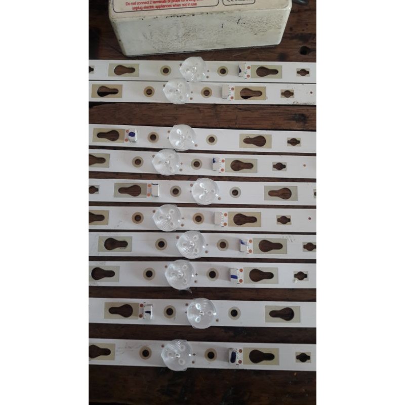 Lampu Led PANASONIC/TCL
