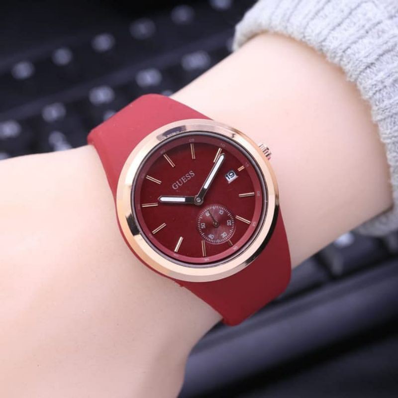 Jam Tangan Wanita Guess Detik Bawah Tali Rubber - Jam Tangan Guess Super Mewah Dan Elegan - Merah