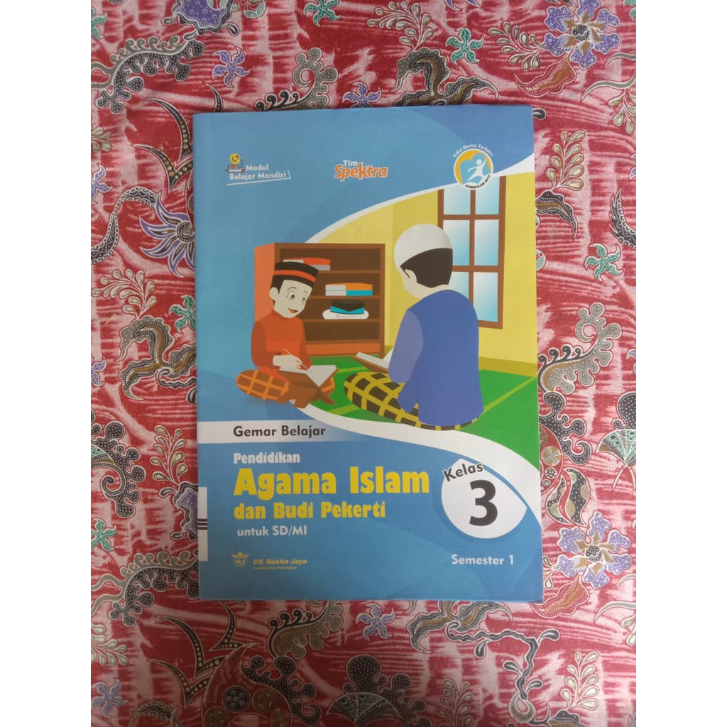 BUKU PELAJARAN SPEKTRA KELAS 3 PAI - SEMESTER 1