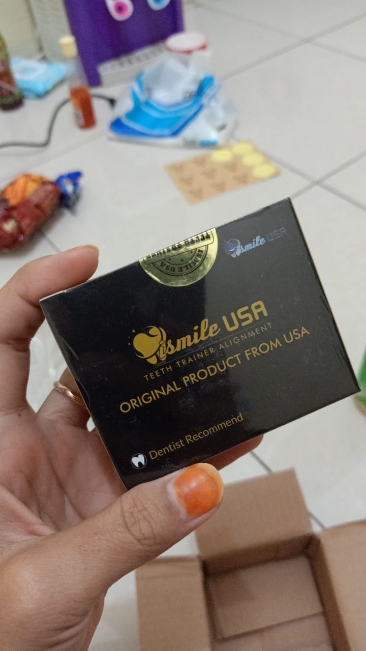 Ismileusa Perapih Gigi Transparan / Biru