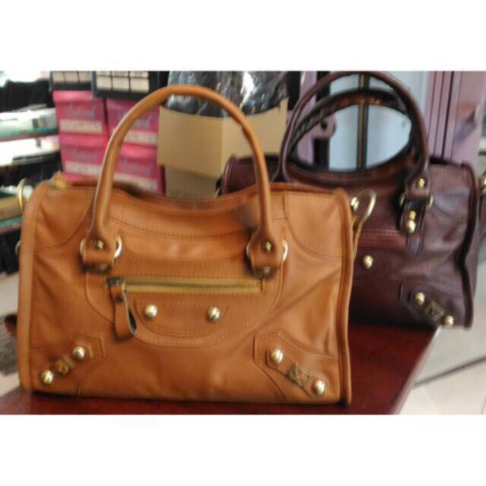 Tas Balenciaga Kulit Domba Asli