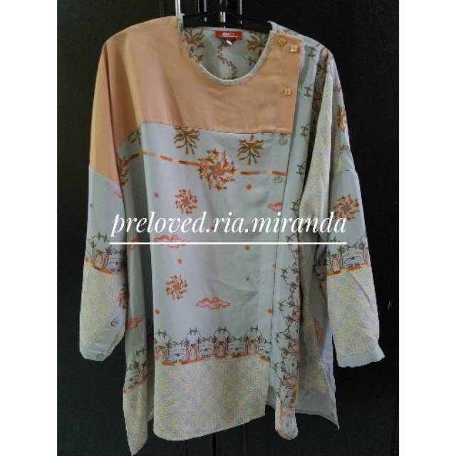 Preloved Neza Top Ria Miranda Dekade
