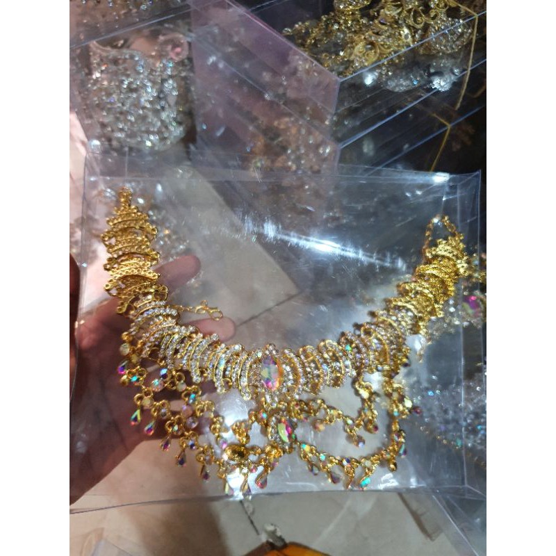 aksesoris hijab manten