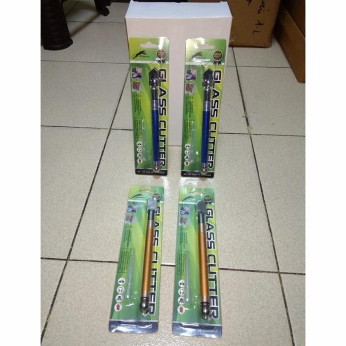 

Terlaris Cutter / Pisau potong Kaca Toyo Baru