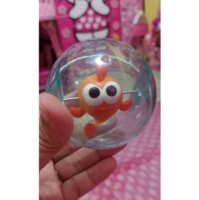 Mainan KFC baby shark