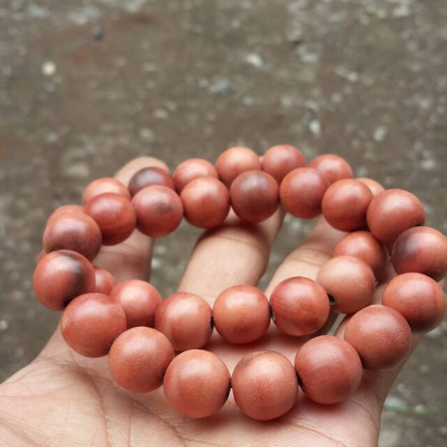 Gelang kayu bertuah kembang kantil merah asli ukuran/size 12 mm