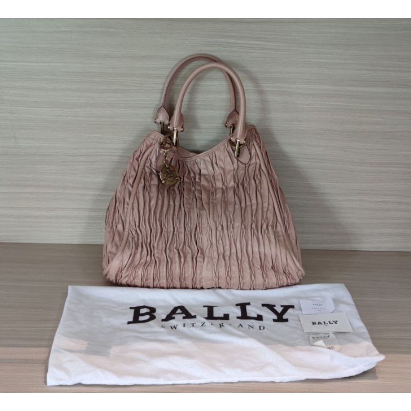 Bally Shoulder Bag Baby Pink Asli Preloved