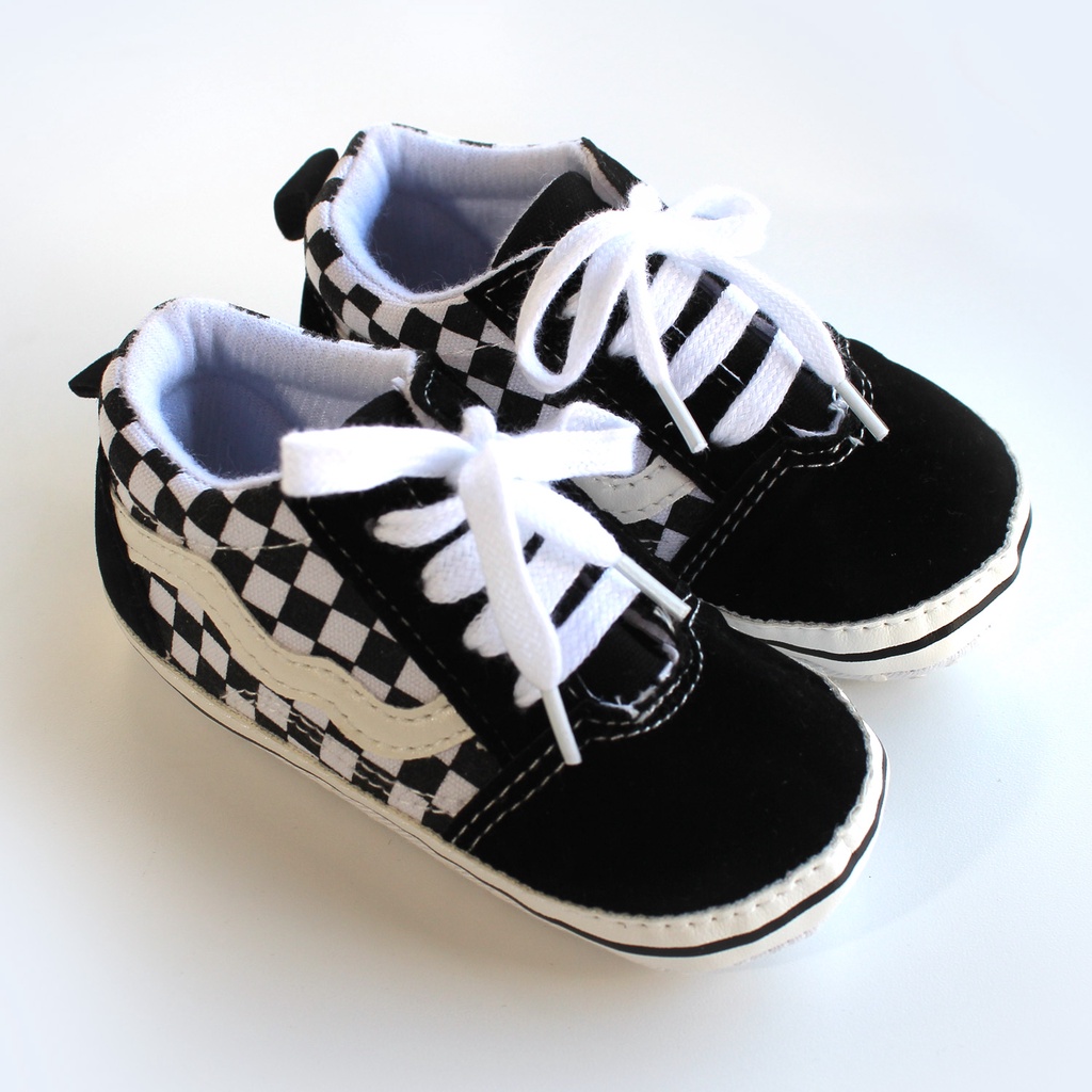 Sepatu Bayi Laki Laki Import Premium Sepatu Baby Cowok Fashion Motif Vans Sepatu Prewalker Anak Bayi Kualitas Premium Import Usia 0 - 18 Bulan