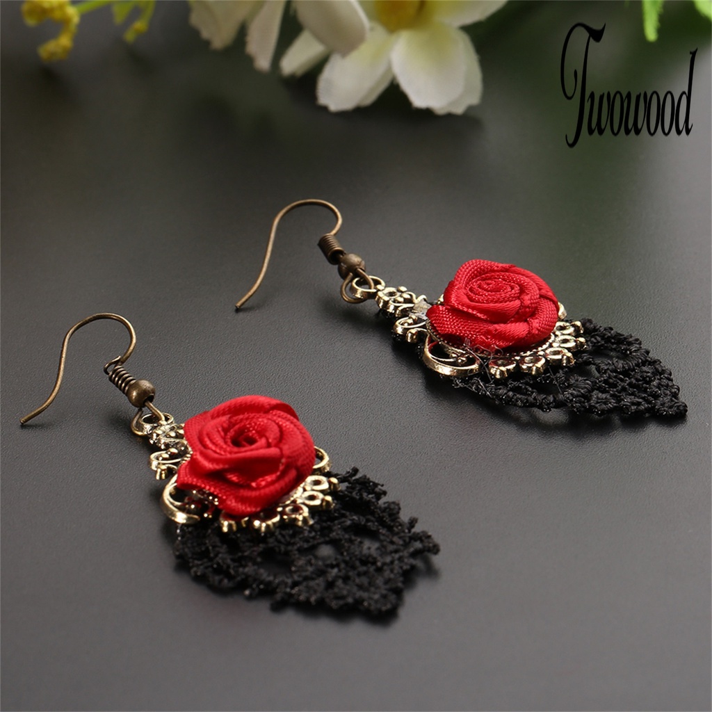 1 Pasang Anting Hook Desain Mawar Merah Model Hollow Untuk Wanita