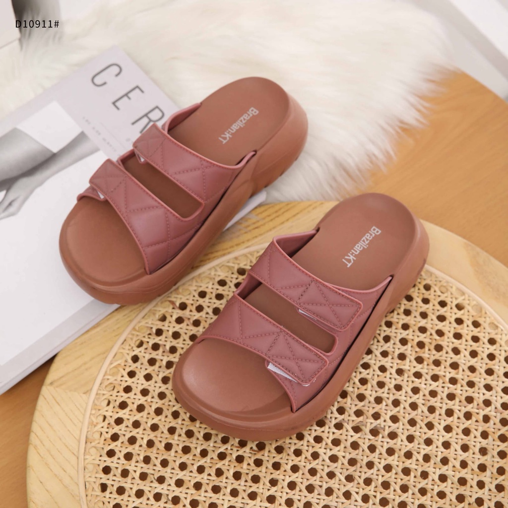 Slippers For Women With Rubber Sandal D10911