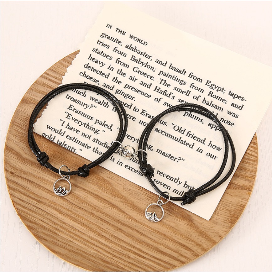1Set Gelang Couple SAHABAT Tali Impor Gembok Kunci Slim Lock Sea Gaya Punk HipHop Korea Fashion Magnet Best Friend