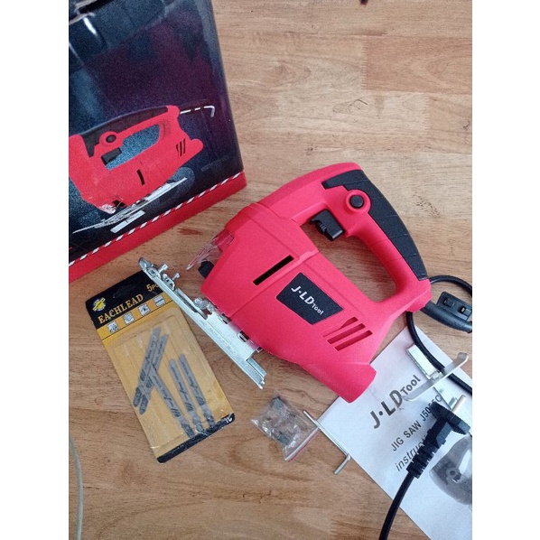 JLD Mesin Gergaji Kayu Triplek Jigsaw