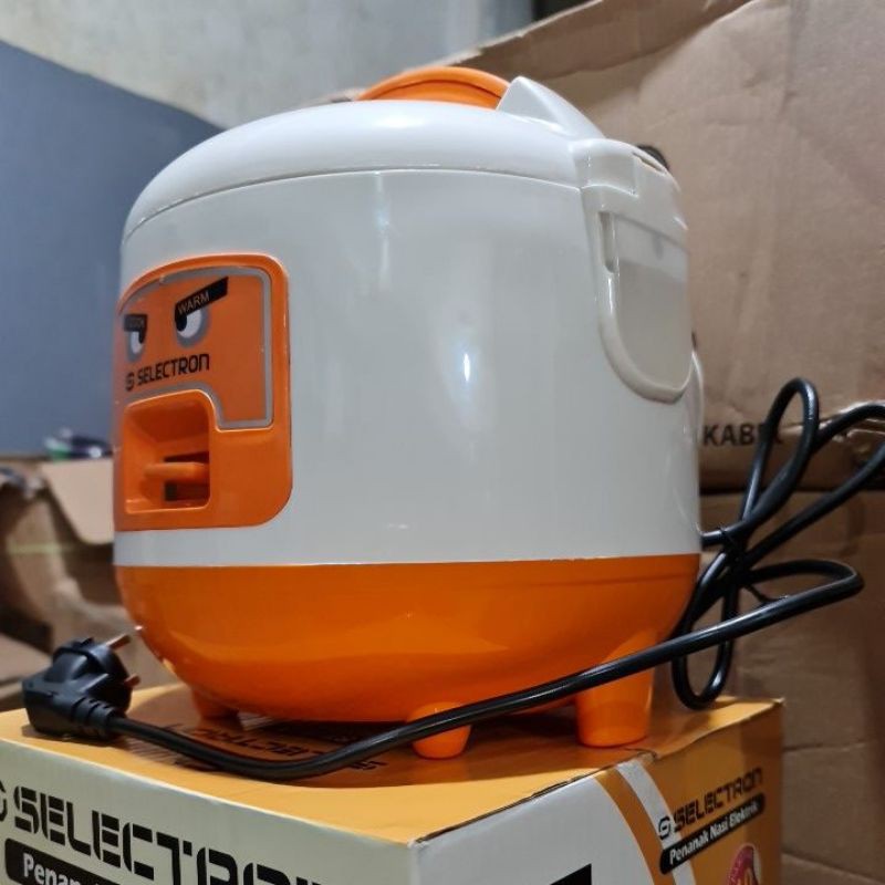 Penanak Nasi Selctron 1Liter 350 watt