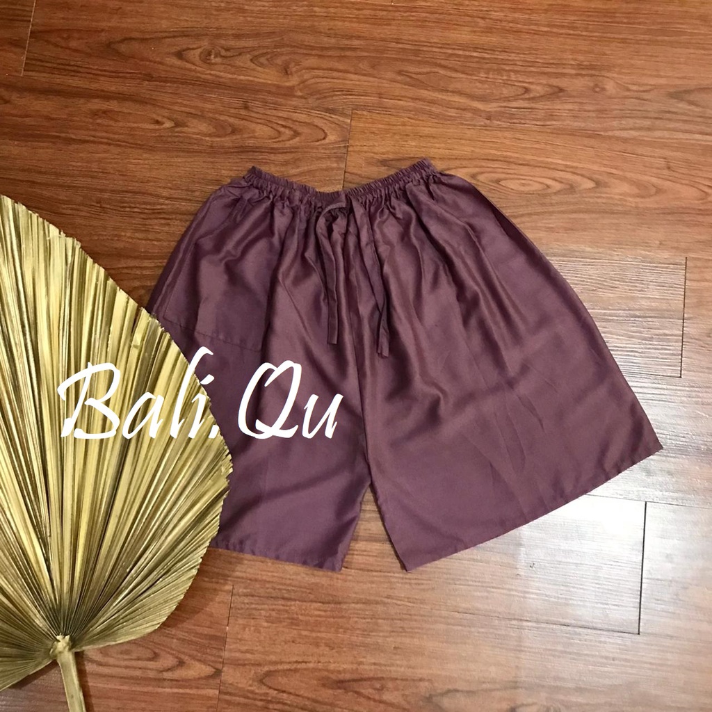 Celana Pendek Polos Jumbo Bali-TARO