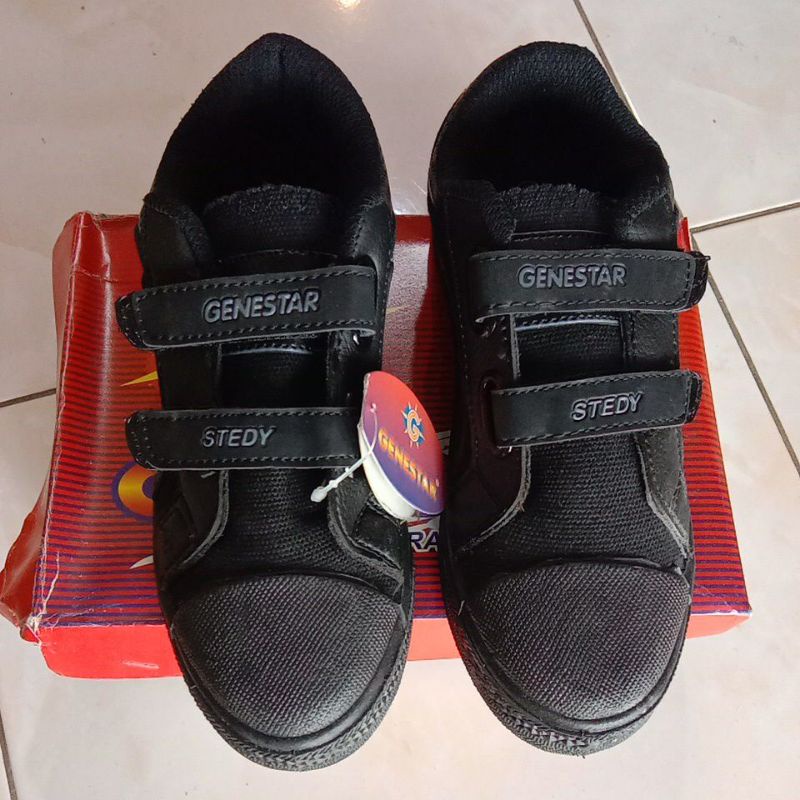 Sepatu Sekolah Anak Perempuan / Laki-laki Sepatu Hitam Katun