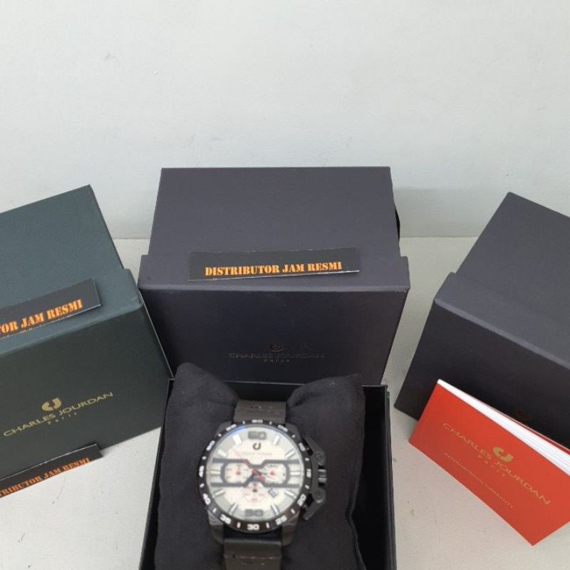 Jam Tangan Pria Charles Jourdan CJ1044-1725C black Dial Cream Black Leather Cronograph