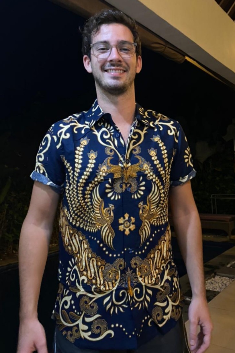 Aksa Aditya Anastasya Hem Pendek