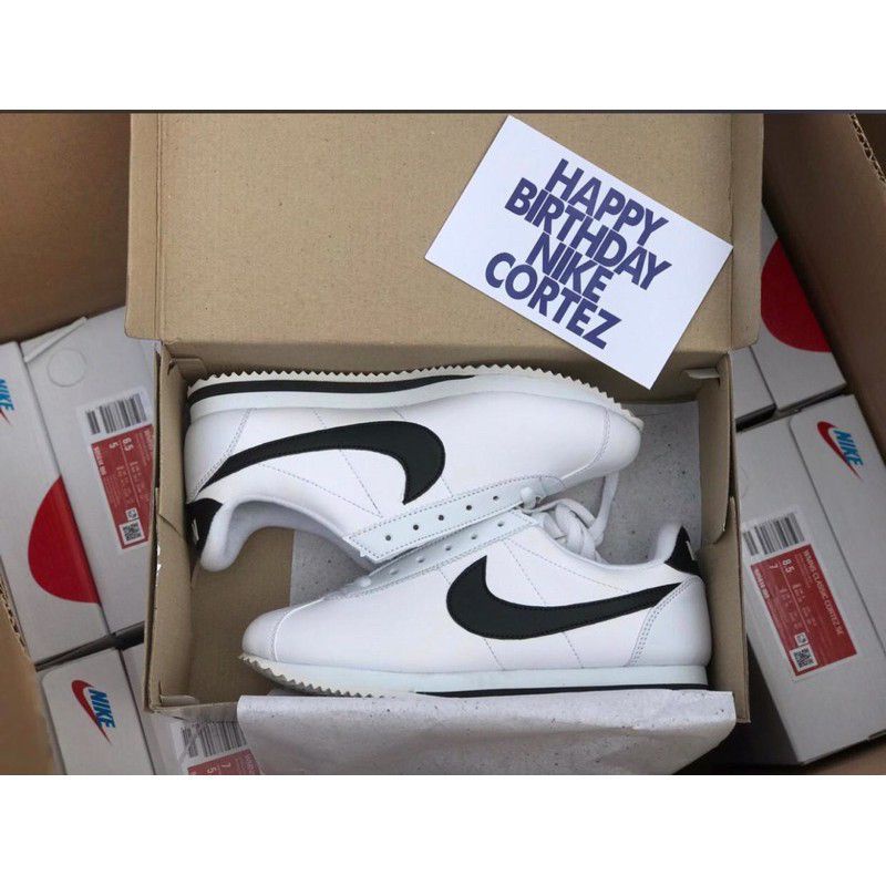 N*ke Classic cortez shoes