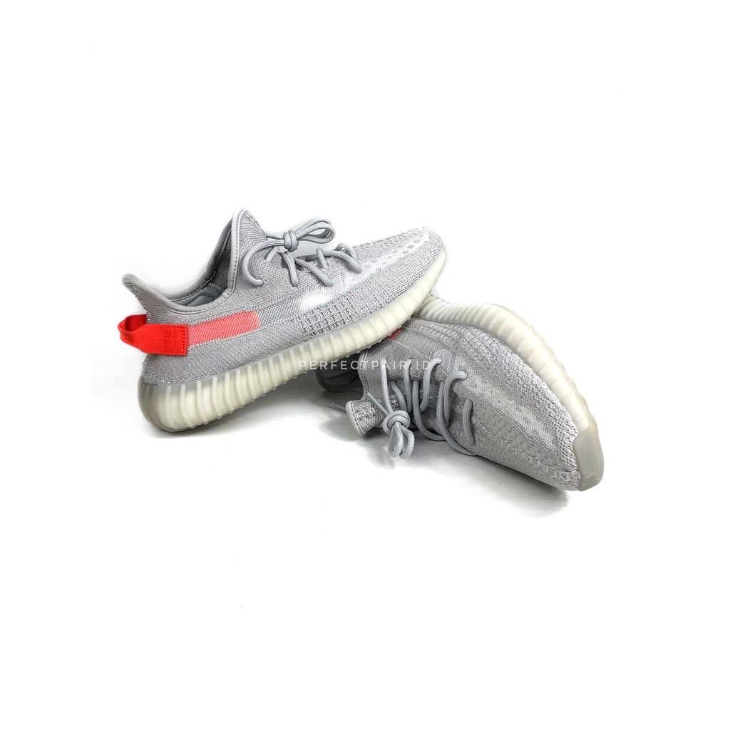 Adidas Yeezy Boost 350 V2 Tail Light 100% Original BNIB