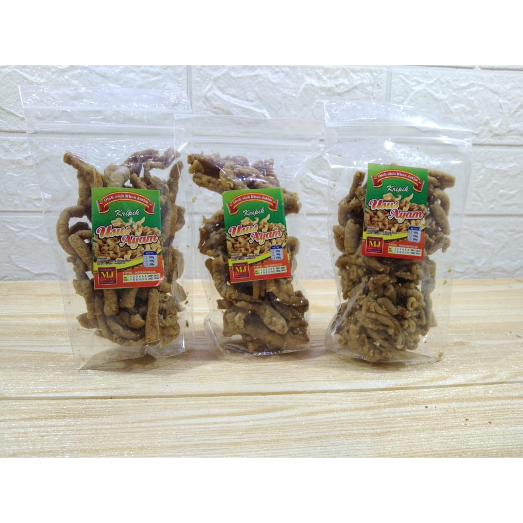 

kotakoi_mart cemilan / camilan keripik usus ayam crispy, asli, lezat, gurih, renyah, dan bergizi