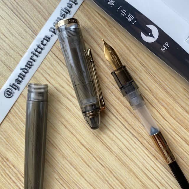 

Berkualitas Sailor Kurogane Fountain Pen Le Dark #Iroshizuku Kakuno Metropolitan Sale!!!