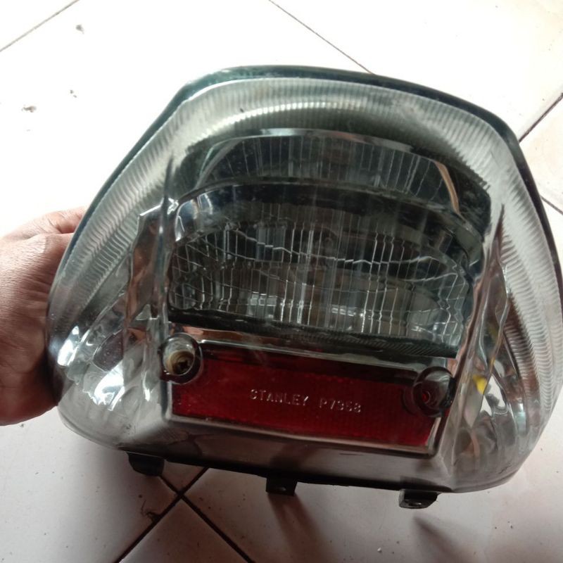 lampu stop suzuki skydrive