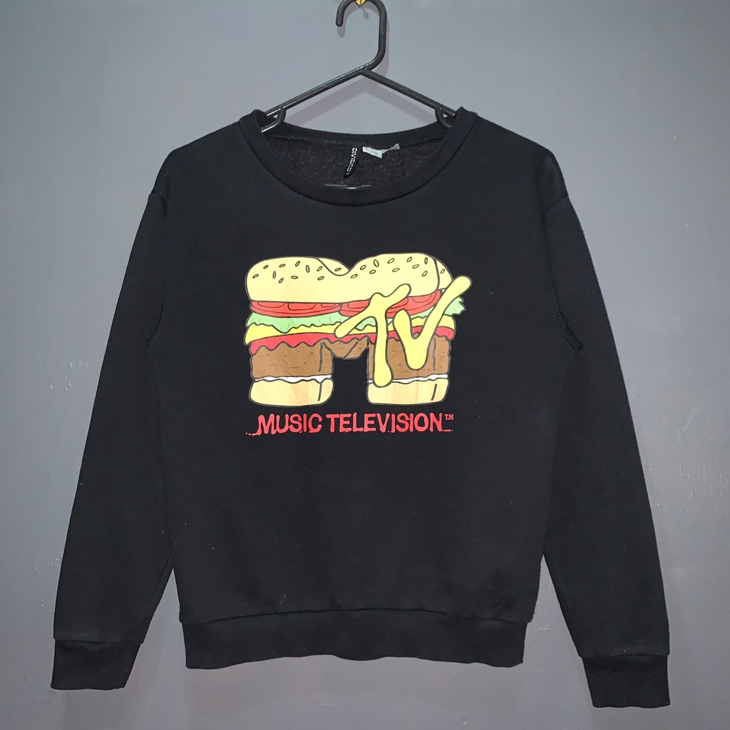 crewneck hnm mtv burger second