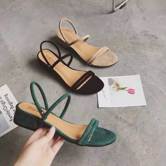 NA-04 HEELS WANITA R 01 tinggi 3 cm