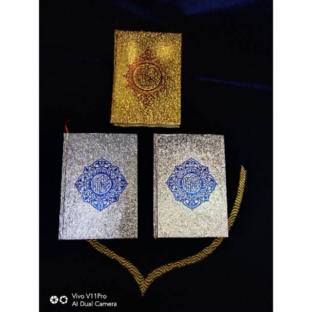 Alquran size 14 x 19 cm gold dan silver