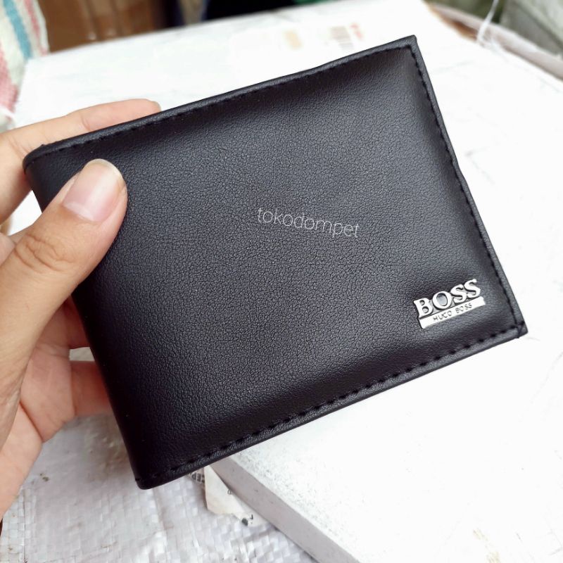 Dompet Pria Model Pendek HCB Lipat Branded Murah + Kotak