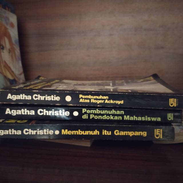 Set Novel Agatha Christie edisi lama
