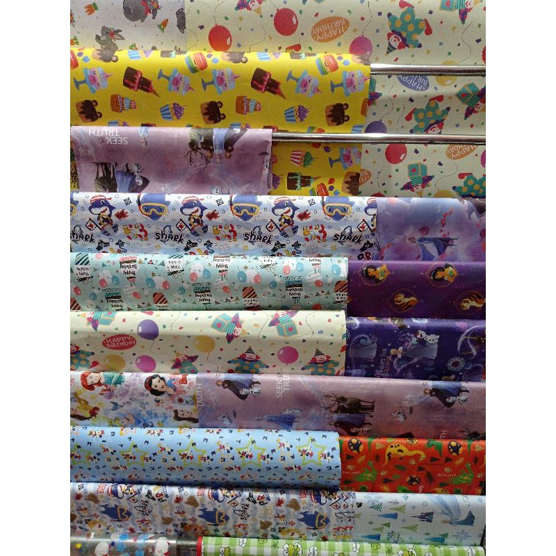 

kiddy.edustore - KERTAS KADO *FREE KARTU UCAPAN