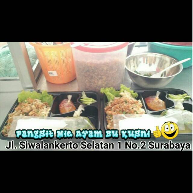 

Pangsit Mie Ayam Bento