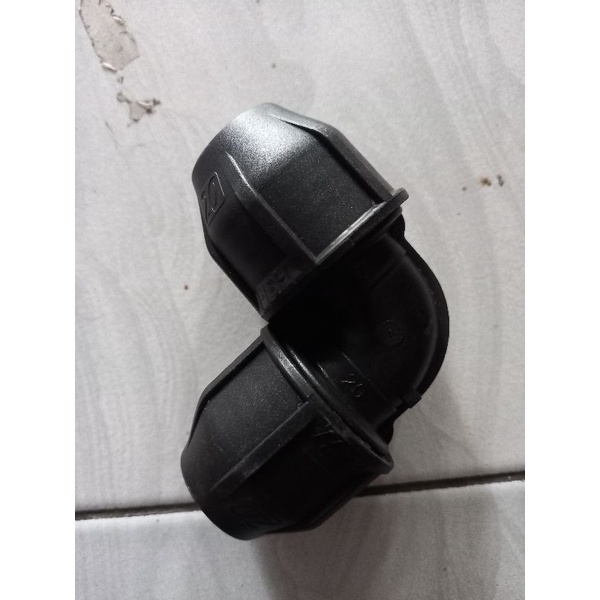 elbow 3 inch compression