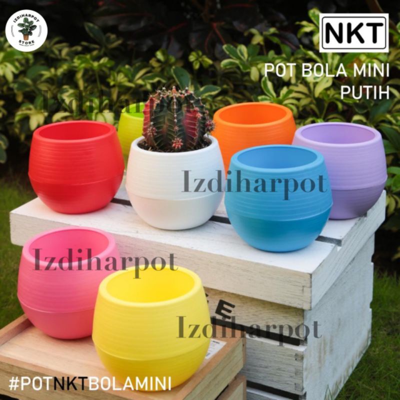 Pot bunga tanaman mini motif bola warna warni 9cm - fullcolour