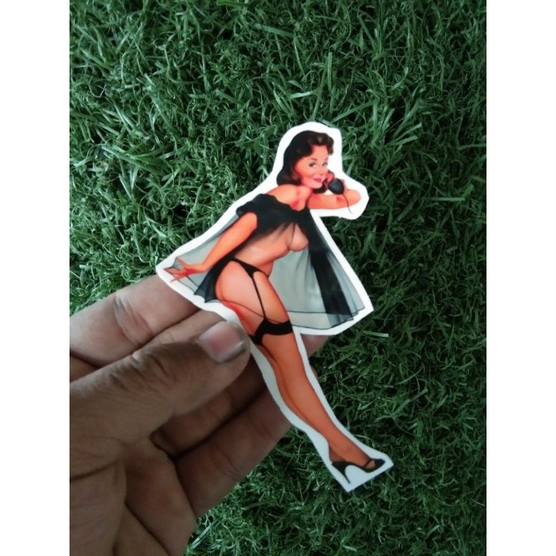 

stiker pin up girl transparan anti air kode 013
