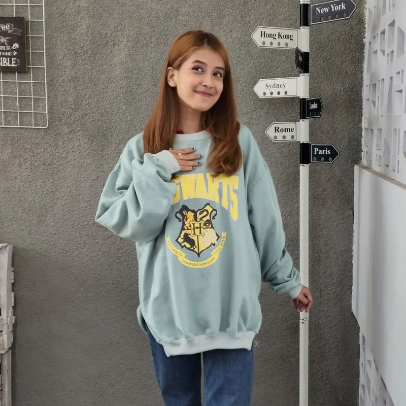 Hogwarts sweater XXL